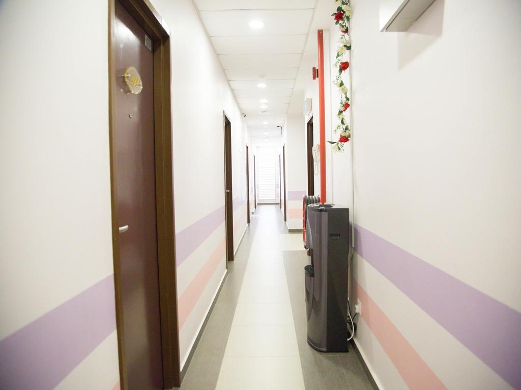 Oyo 250 Palazzo Hotel Kulai Johor Bahru Buitenkant foto